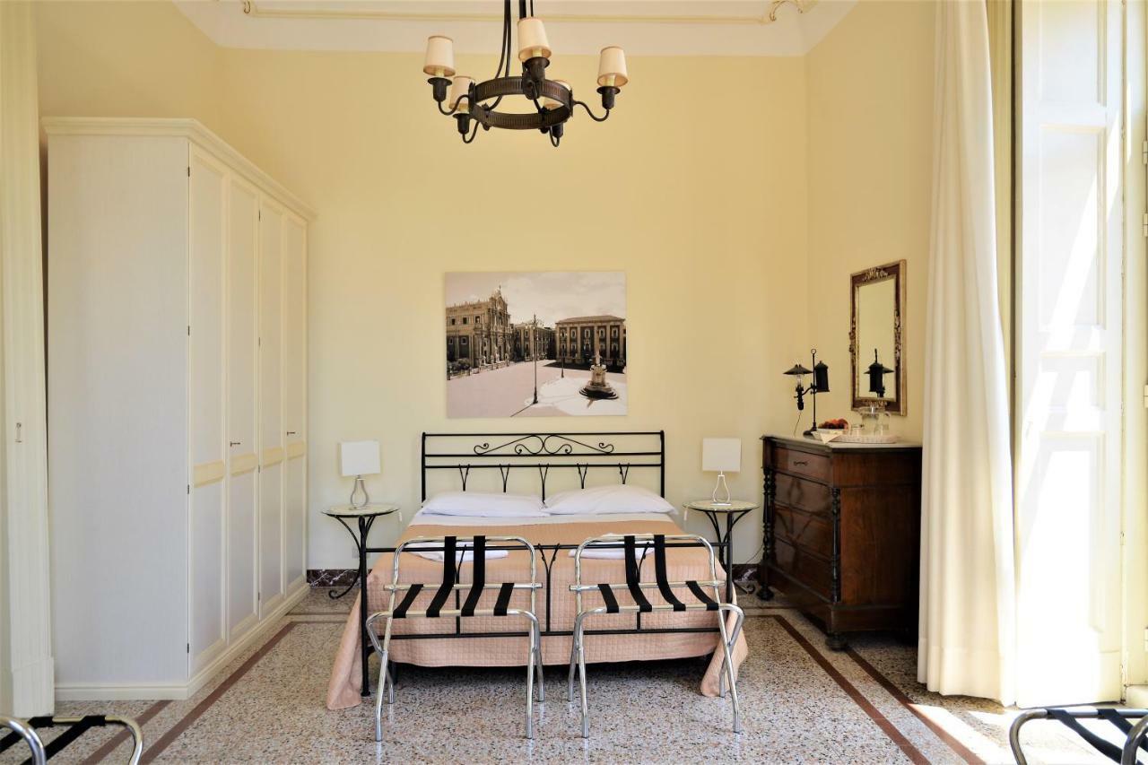 B&B Al Teatro Massimo Catane Extérieur photo